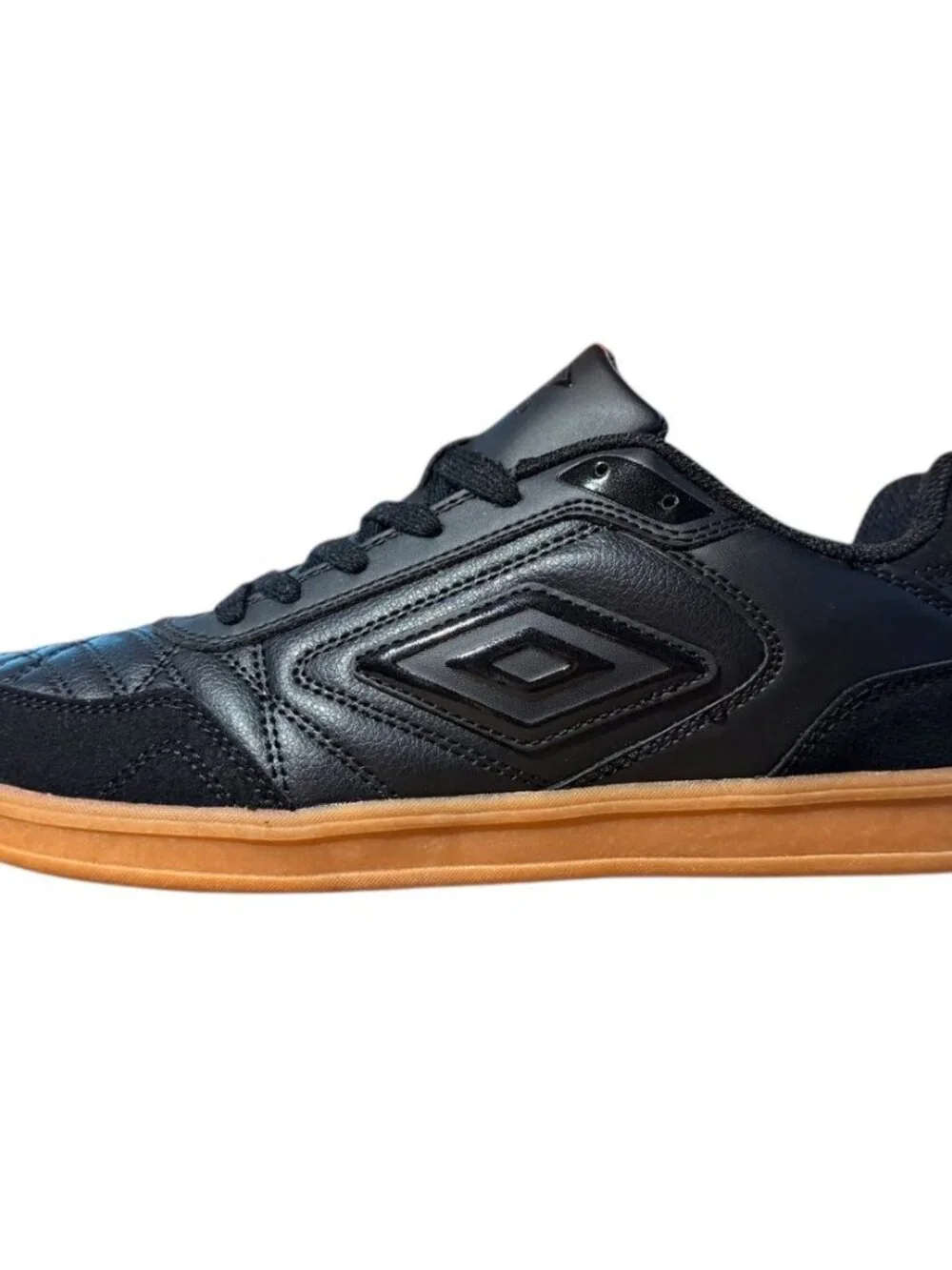 New Without Box Umbro Men's 8.5 Black Leather Gum Sole